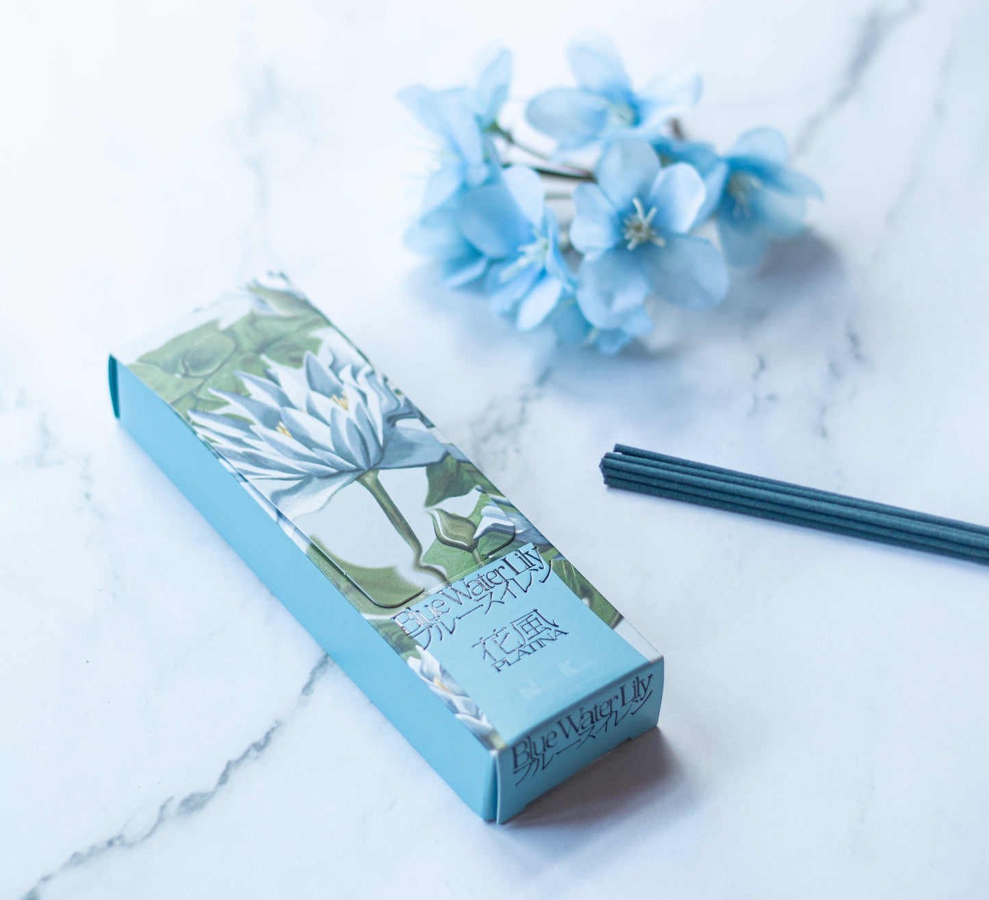 Ka-fuh Platina Räucherstäbchen - Blaue Wasserlilie, 110 Stäbchen