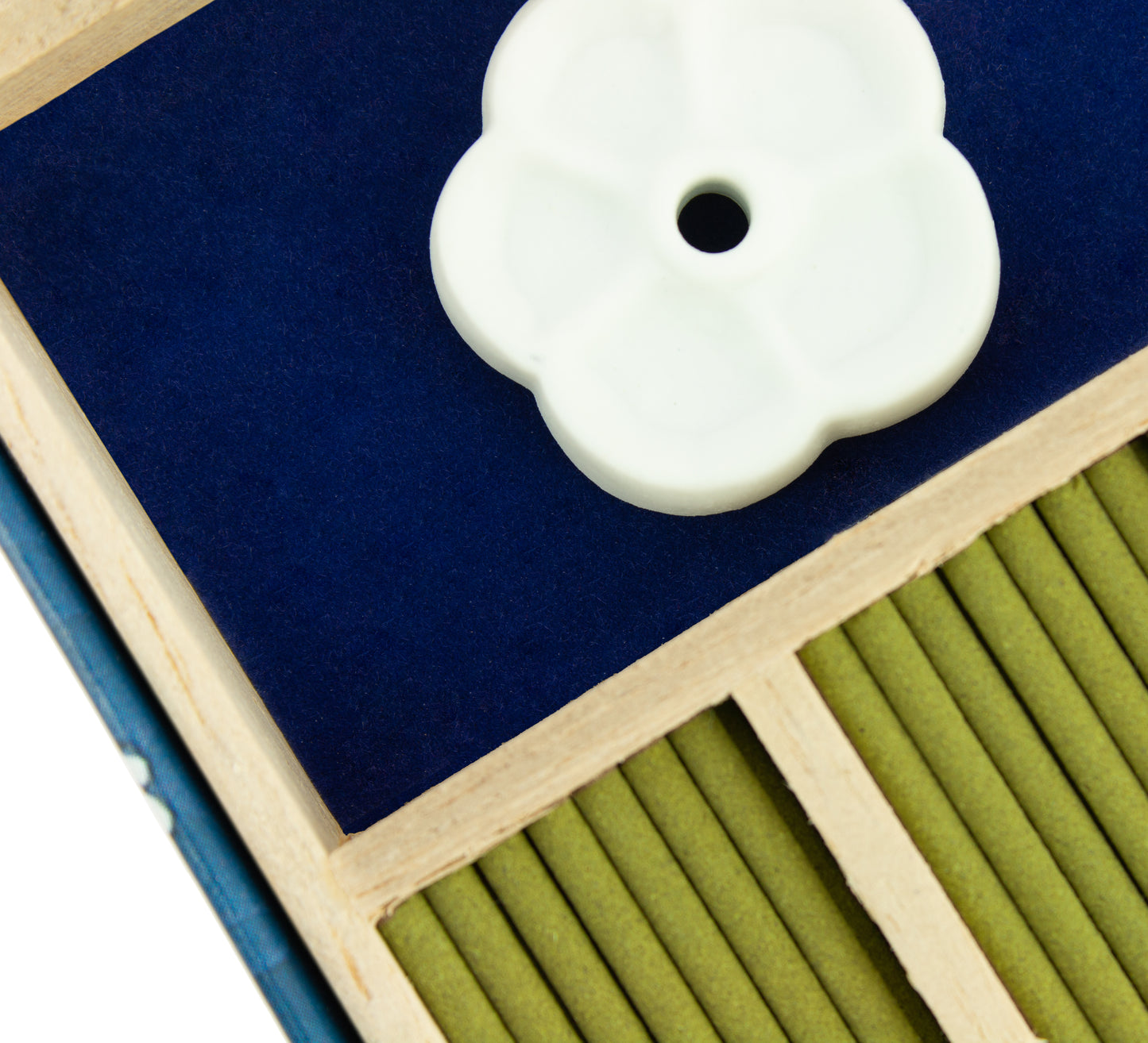 Ume Komon Incense