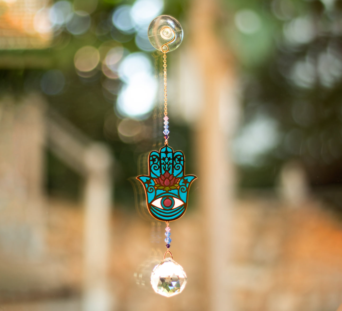 Grand Cristal Feng Shui Hamsa, Protection