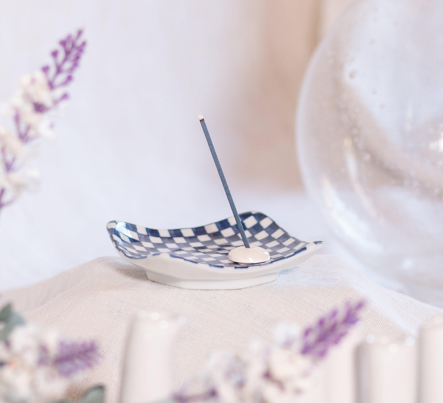 Flat Incense Holder - Ichimatsu