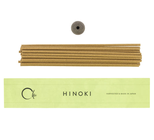 Incienso chië de hinoki 100% natural, con incensario de cerámica de seto japonesa.
