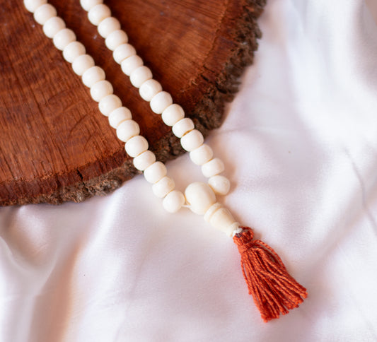 Weiße Knochen Mala